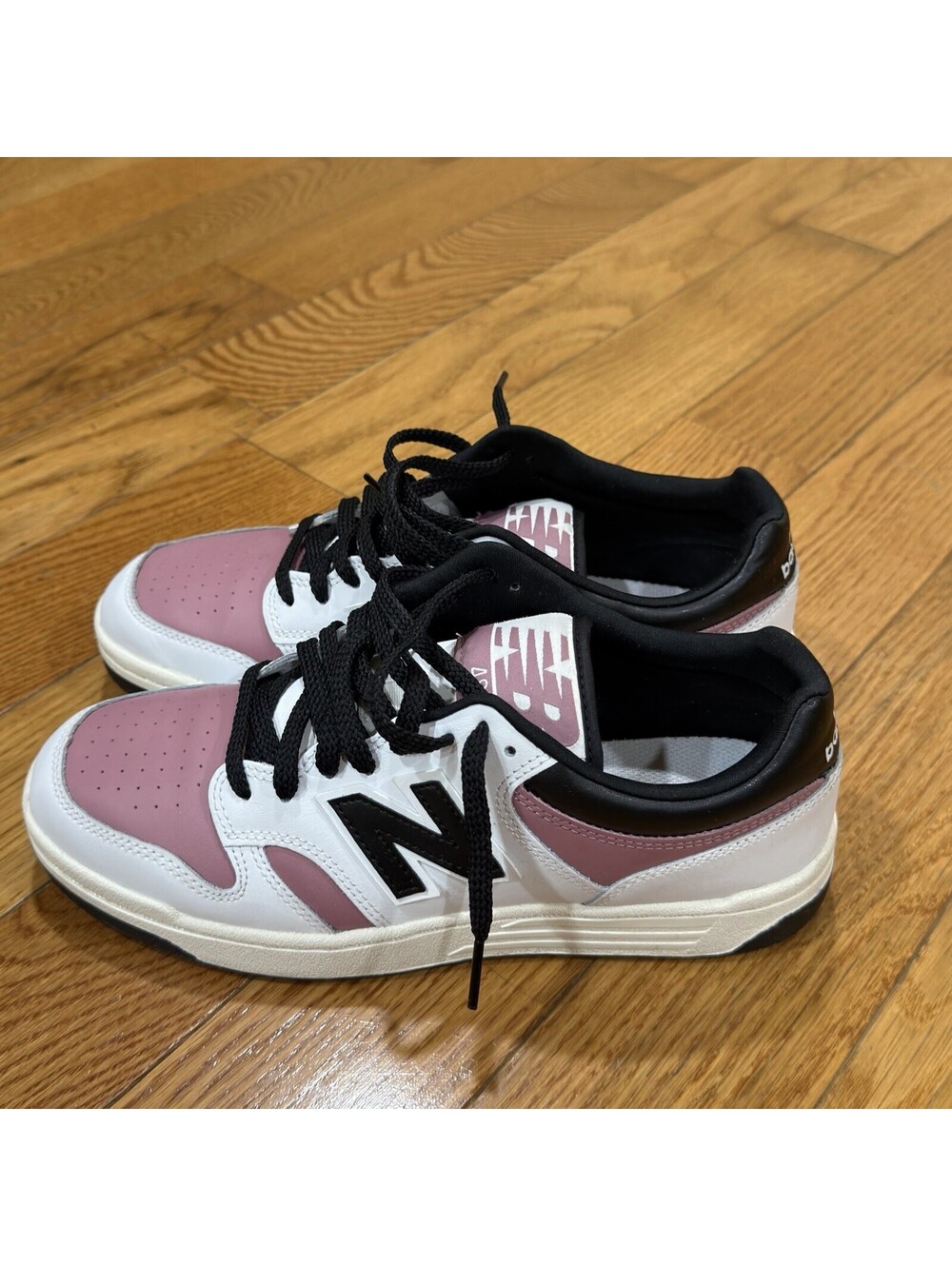 Size 8.5 Men’s New Balance 480 White Rosewood Black SAMPLE , Women’s Size 10